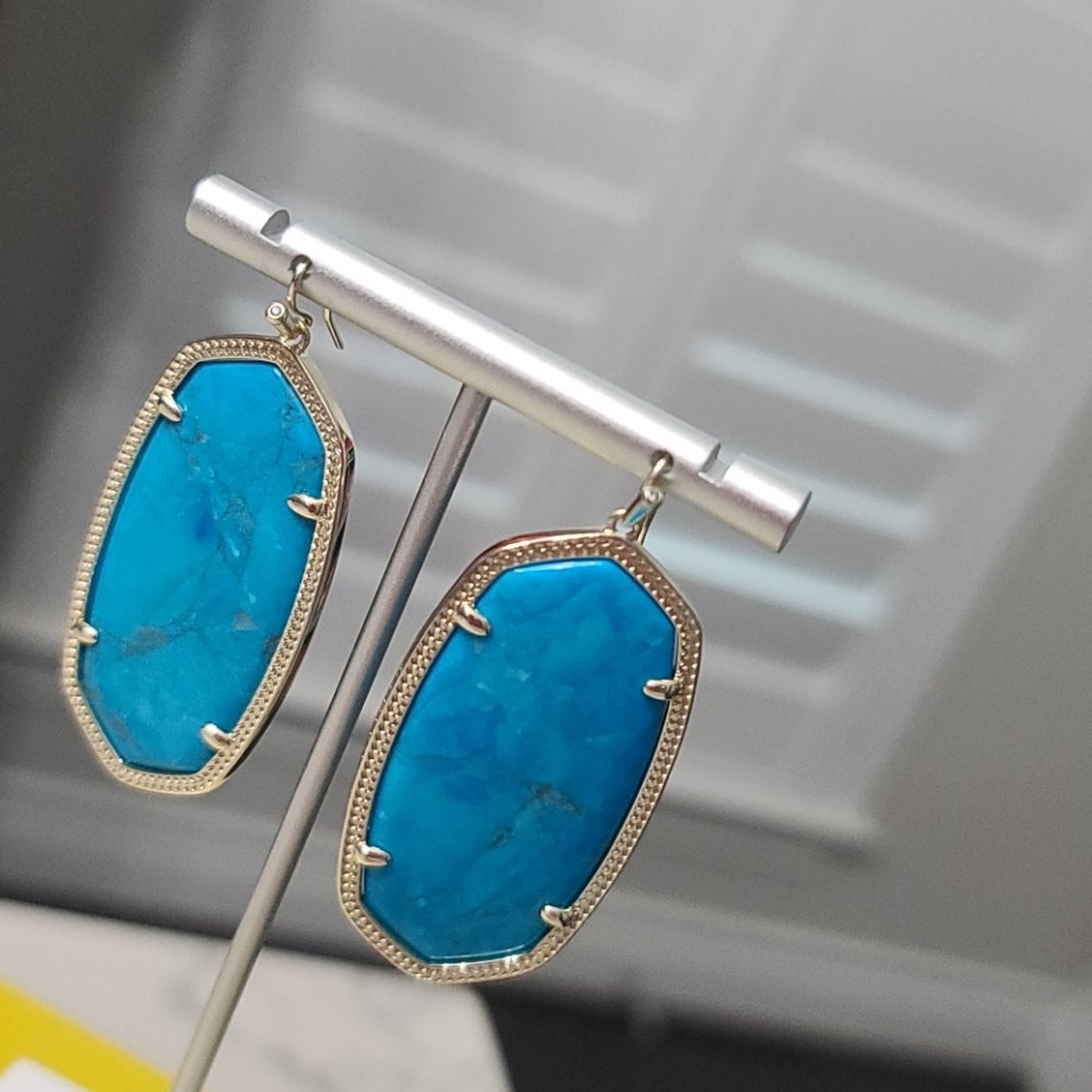 Kendra Scott Danielle Earrings in Turquoise NWOT - Picture 6 of 12
